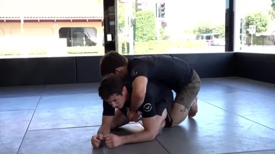 Caio Terra - 5 RECOVERING TO HALF GUARD WITH THE LEG SUPER HOOK THEN SWEEPING TO SIDE CONTROL