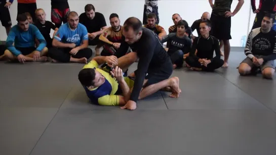 Caio Terra -1 One Legged X transition from Half Guard