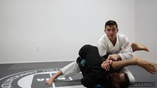 Caio Terra - 4 Armlock Escape by Holding the Biveps to Side Control