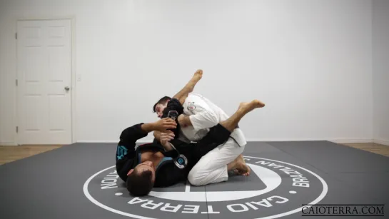 Caio Terra - 9 Armlock Escape by Holding the Biceps Variation to Knee Slide