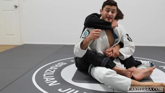 Caio Terra -  8 Clown Collar Choke Defense