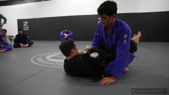 Caio Terra - 2 Lapel Wrist Lock - Fixing Students Mistakes