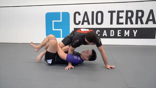 Caio Terra - 3 FLOATING PASS FROM SHIN ON SHIN GUARD (TO 3_4 MOUNT)