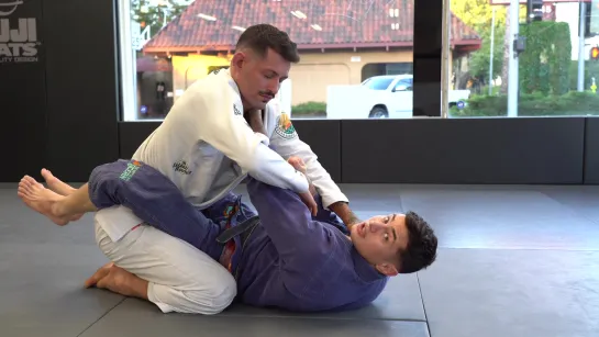 Caio Terra - 2 ARM WRAP LOOP CHOKE