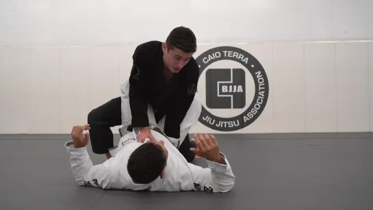 Caio Terra -  2 OPENING THE CLOSED GUARD CONTROLLING THE HIP