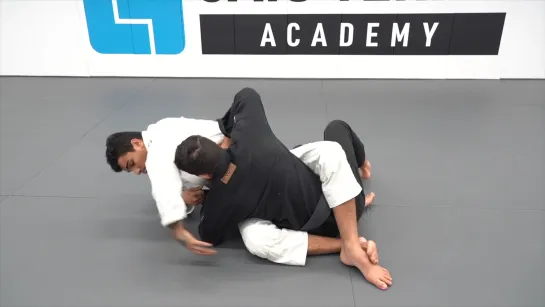 RUDSON MATEUS - 3 HIP SWITCH TO SIT UP SWEEP (RUDSON MATEUS)