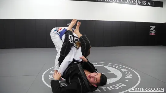 Caio Terra - 3 Slingshot Omoplata