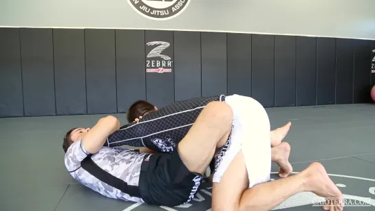 Caio Terra (side ctrl escape) - 2 Side Control Escape to Closed Guard