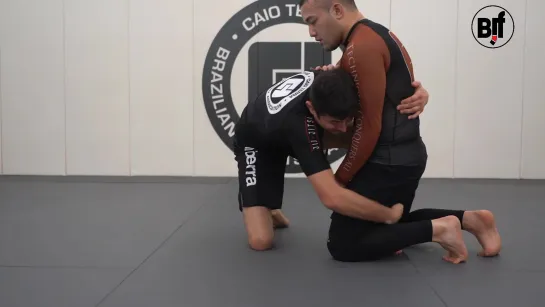 Caio Terra - butterfly guard to one legged x