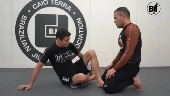 Caio Terra - butterfly hook sweep