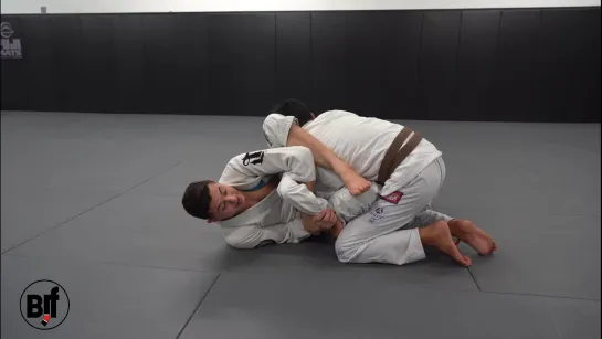 Caio Terra - Over Under Defense to rolling Armbar