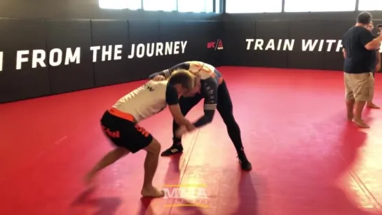 Kazushi Sakuraba And Josh Barnett Have Mini Grappling Match Before Quintet 3 - MMA Fighting