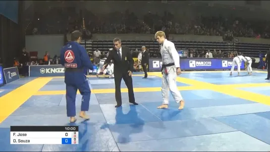 Fabricio Jose vs Otavio Souza middle #ibjjfpan19