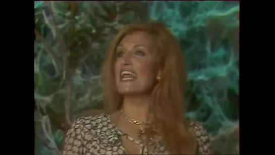 Dalida ♫ Femme est la nuit ♪ 4 janvier 1978  (Midi première (TF1)