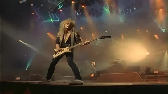 Def Leppard - Stagefright