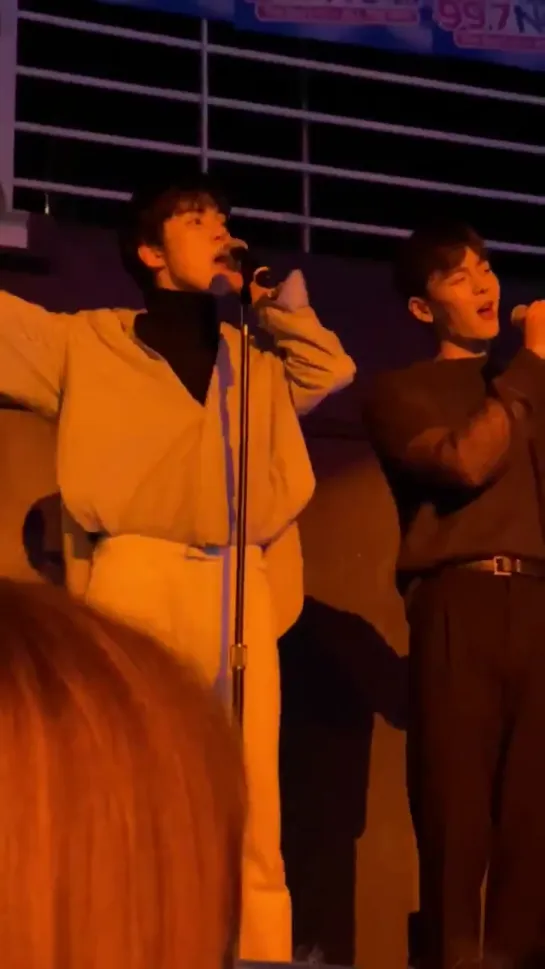 [VK][200211] MONSTA X fancam - Middle of the Night @ 99.7 NOW Radio