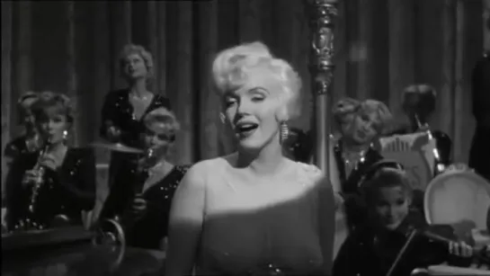 Marilyn Monroe "I Wanna Be Loved By You"