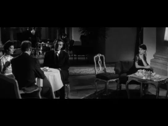 В прошлом году в Мариенбаде / l’année dernière à marienbad 1961