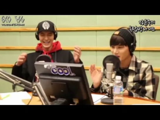 [РУСС. САБ] 140109 Kai & Chanyeol Laughing @ KBS Jang Yoonjoo's Rooftop Radio