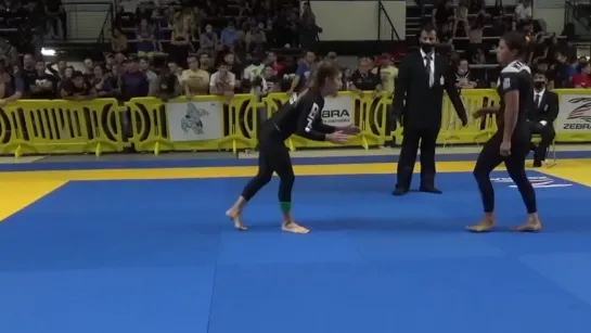 Gabrielle McComb v Patrícia Magalhães - Pan No-Gi 2021