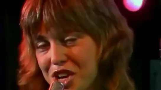 Suzi Quatro - Shes in love with you