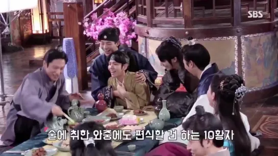 [CUT] EXO Baekhyun & cucumbers @ Moon Lovers BTS