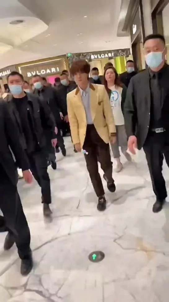 [FANCAM] 210325 LuHan @ Boucheron Event in Beijing