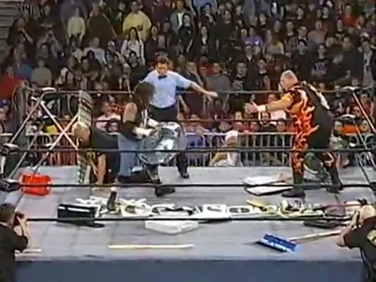 [Wrestling Museum]Bam Bam Bigelow vs Hak vs Raven