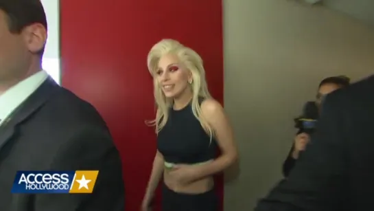 2016 // Lady Gaga > Access Hollywood - Coulisses Super Bowl 50 (Gagavision.net)