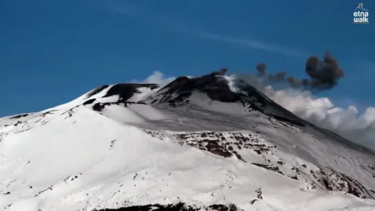 Этна - интервальная съёмка юго-восточного кратера (02/05/2017)/Etna Walk