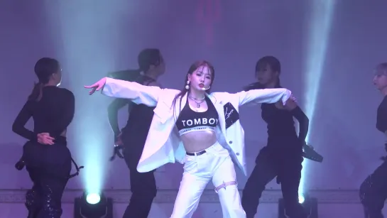 KIARA (키아라) – TOMBOY [Showcase Stage]