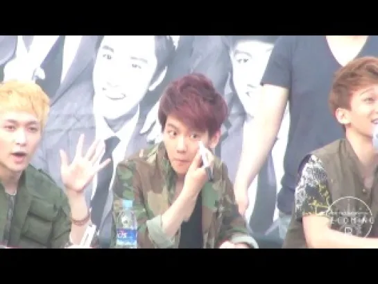 130615 BAEKHYUN @ Cheongnyangni Fansign