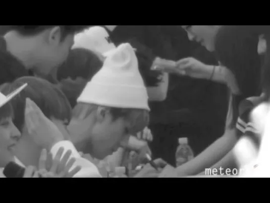 130606 Baekhyun & Chanyeol @ Busan fansign