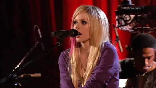 Avril Lavigne - Live at Roxy Theatre 2007 (FullHD 1080p)