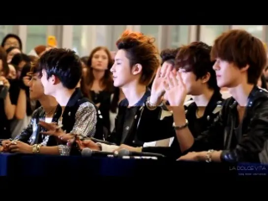 [FANCAM] 120525 EXO-K Before Signing