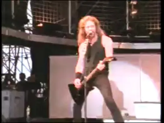 MONSTER IN MOSCOW-METALLICA-2-1992