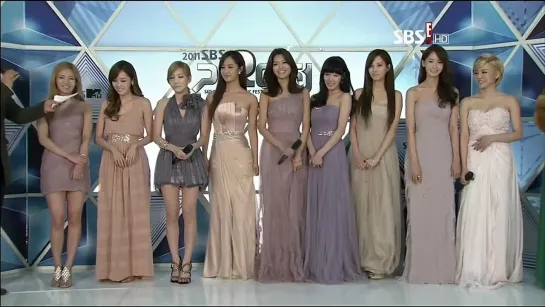 [Интервью] SNSD Red Carpet (11.12.29\SBS Gayo Daejun)