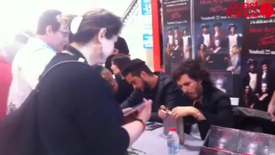 Culture à Caen. La troupe de "Marie-Antoinette" rencontre ses fans