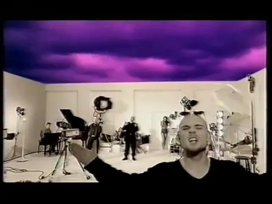 East 17 - Thunder