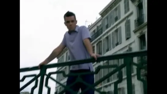 Robbie Williams  " The Road To Mandalay"