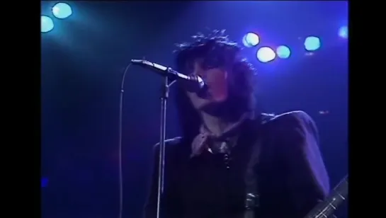 Joan Jett and the Blackhearts - (I'm Gonna) Run Away [LIVE 1982]