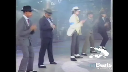 Michael Jackson - Smooth Criminal [live in Oslo] (HQ)