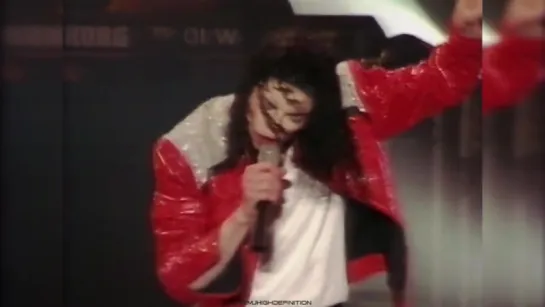 Michael Jackson - Beat It - Live Helsinki 1997 - HD