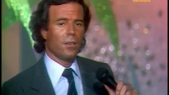 Julio Iglesias. "Nostalgie" (1977)