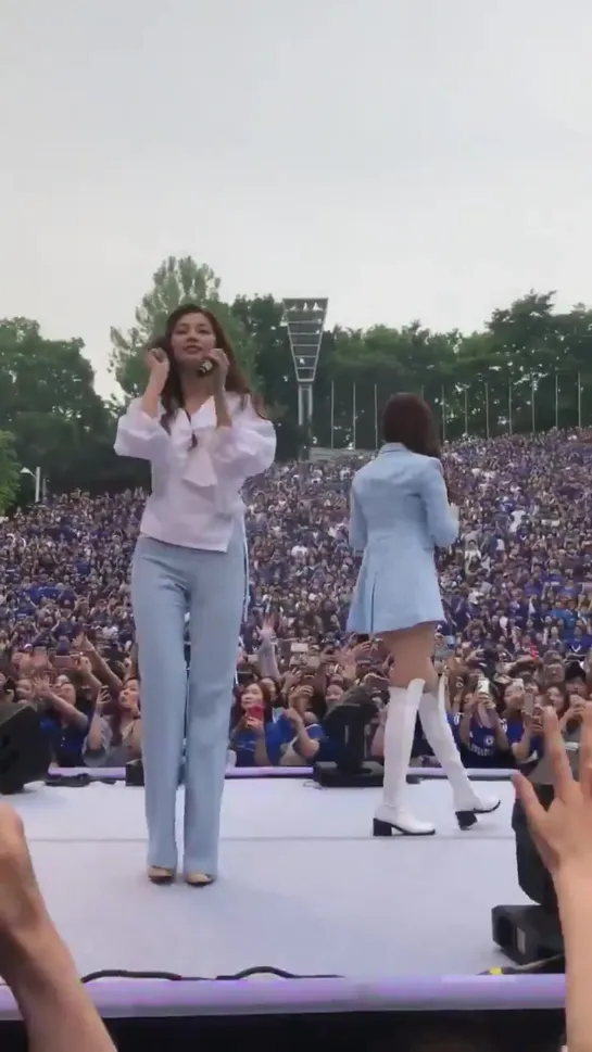 190517 TWICE @ Akaraka 2019, Yonsei University