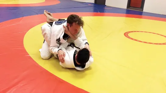 cross colar from closed guard