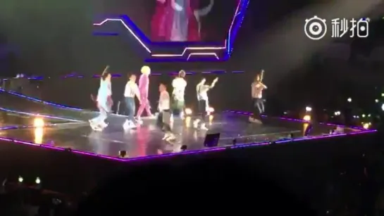 [FANCAM] 160508 Джуниор и Марк - Higher @ Концерт «Fly» в Шанхае, Китай.