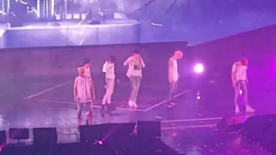 [FANCAM] 160429 Концерт «Fly» в Сеуле, Корея.