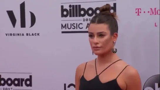 @BBMAs This dress?! 🔥 @LeaMichele looks stunning at the #BBMAs!