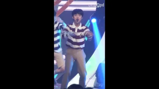 150618  EXO - LOVE ME RIGHT  D.O Fancam @ M!COUNTDOWN